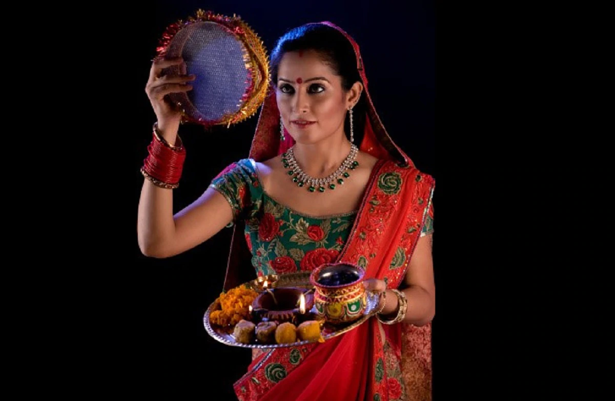  Best Wishes on Happy Karva chauth HD Images  