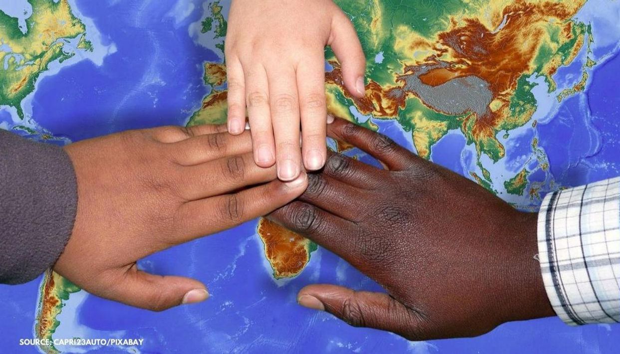 Special World Humanitarian Day Wishes Pic Heart full Happy World Humanitarian Day Images