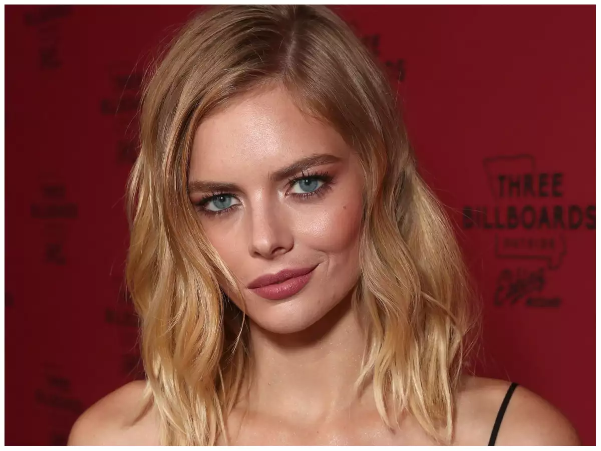 Wish you happy Birthday Samara Weaving Images