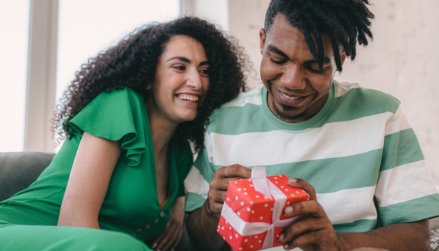 Happy National Kiss Your Finance Day 2023 Images