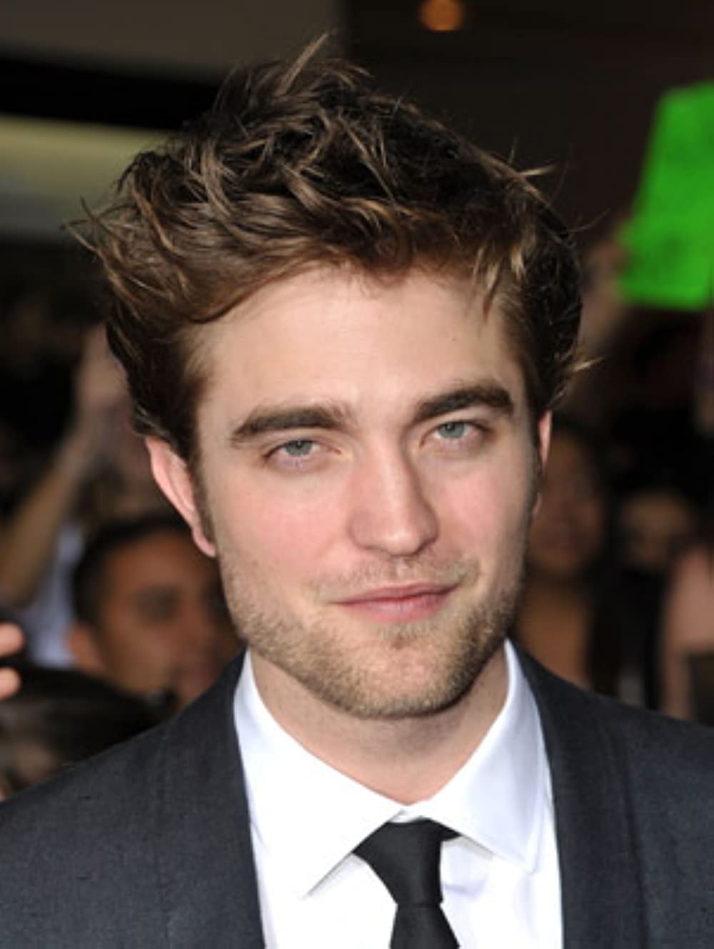 Famous Series Twilight Actor Robert Pattinson