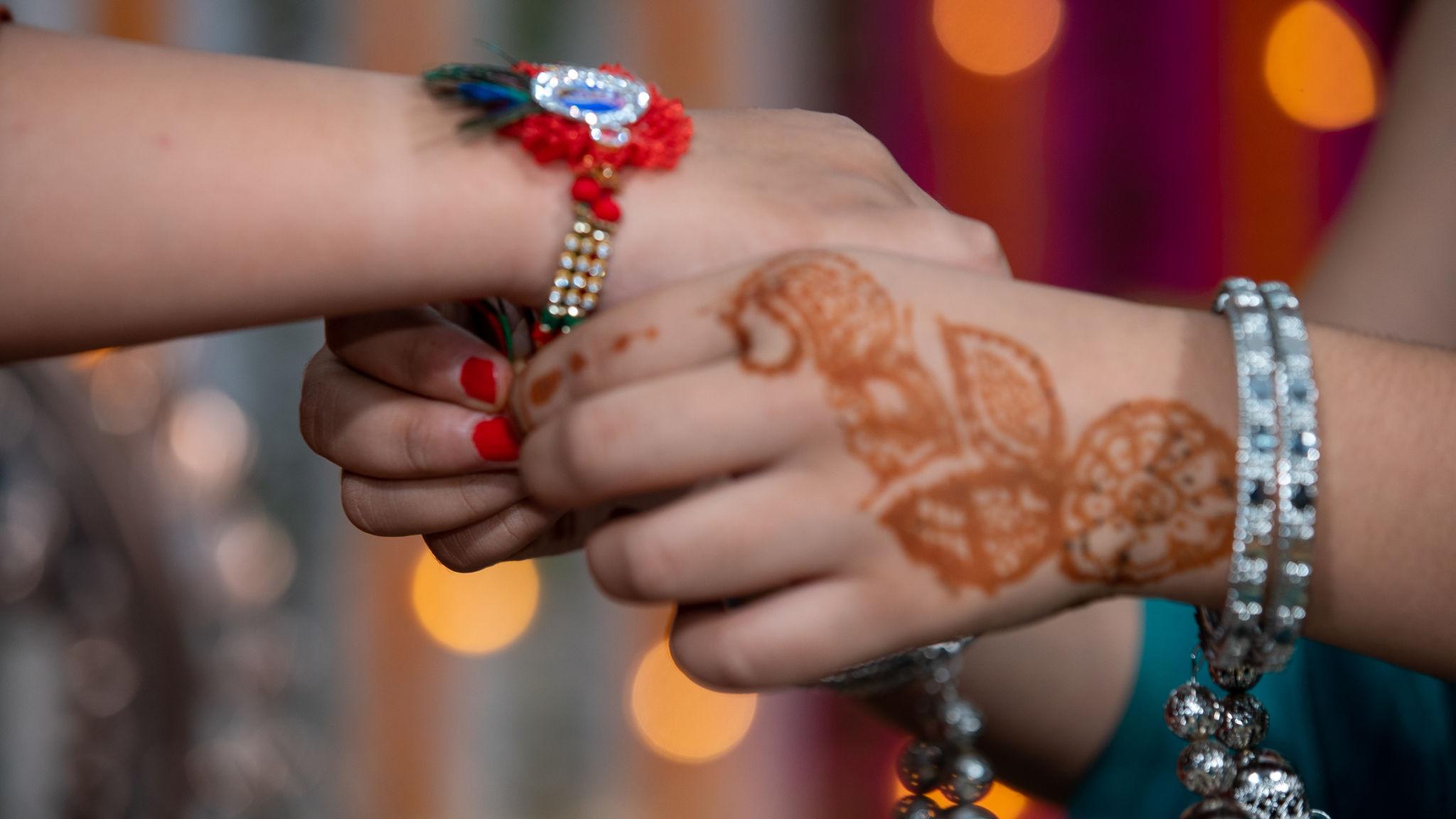 Best Happy Raksha Bandhan For Facebook and Whats app